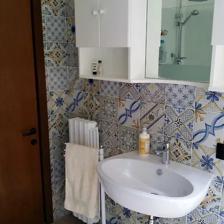 Studio Flat - Tecnotrafo 아파트